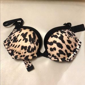 Victoria’s Secret Plunge Bra